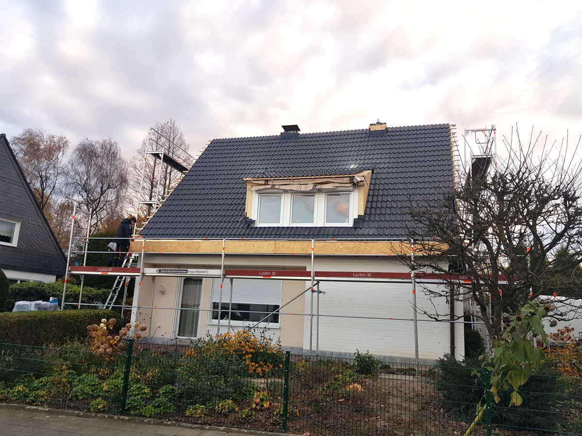 Neueindeckung Steildach Ratingen-Hsel 06